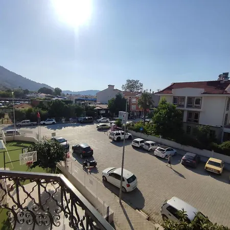 Center Of 2 Bedroom,1 Living Room,1 Additional Sitting And Bed Room,2 Bathroom Luxury,spacious And Dublex * Fethiye