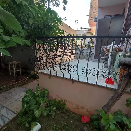 Center Of 2 Bedroom,1 Living Room,1 Additional Sitting And Bed Room,2 Bathroom Luxury,spacious And Dublex Fethiye